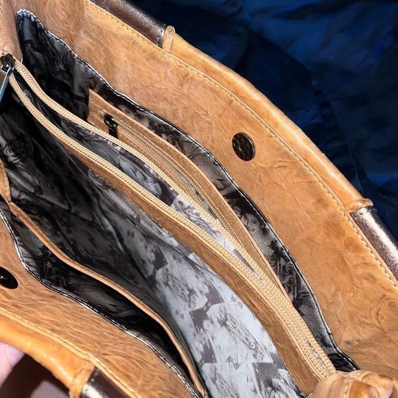 Junior Drake leather tote bag, used twice, good condition! Reinforced feet - Picture 10 of 13